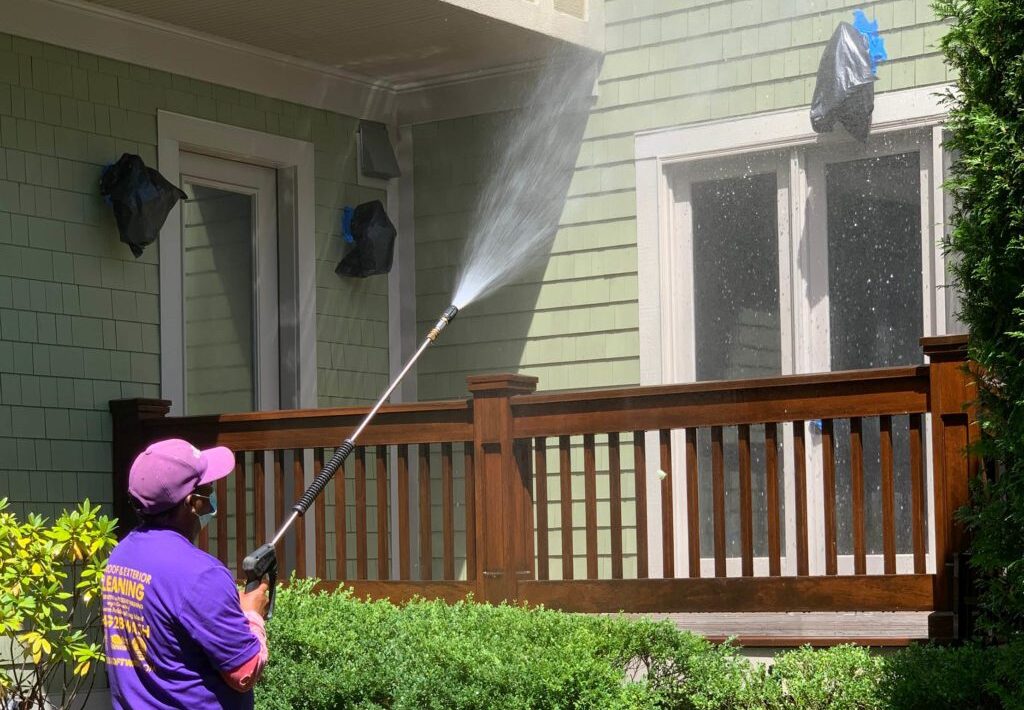 Professional Pressure Washing Services for Hilliard Ohio Residential Properties